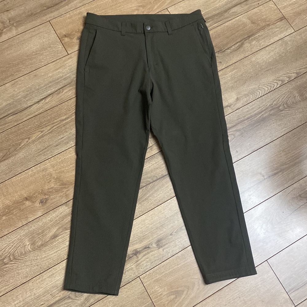 lululemon athletica Commission Slim-Fit Pant 30”L Warpstreme - Darks Olive - Picture 6 of 9